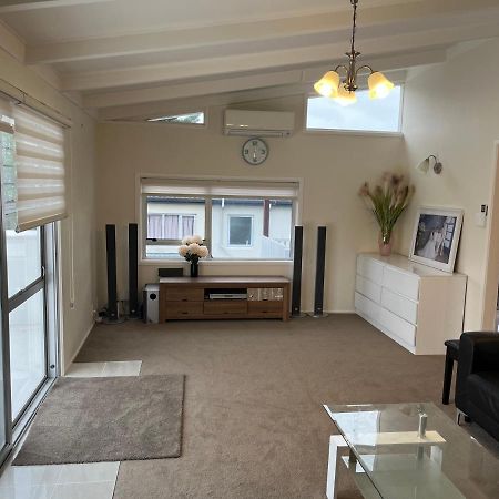 Hillcrest Homestay, Northshore, Окленд Екстер'єр фото